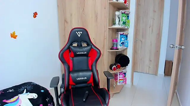  amanda seyfried19 online show from December 12, 2024, 6:31 pm