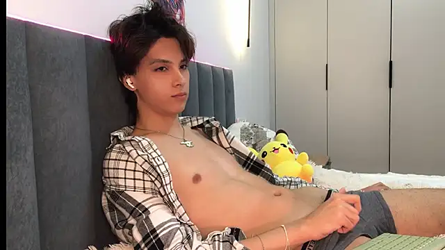 Snapshot of k0sta_ chatting on February 15, 2025, 1:10 am k0sta  online show from February 15, 2025, 1:10 am