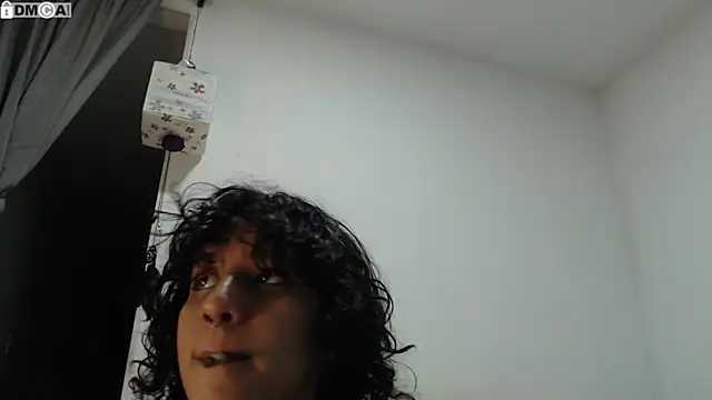 Snapshot of AlinaWoolf_ chatting on September 15, 2025, 3:06 am AlinaWoolf  online show from September 15, 2025, 3:06 am