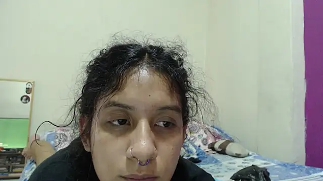 AlinaWoolf  online show from May 9, 2026, 5:51 pm