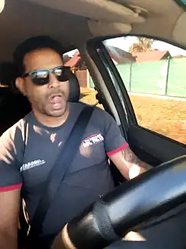 Snapshot of hecwil8 chatting on October 9, 2025, 11:19 am hecwil8 online show from October 9, 2025, 11:19 am