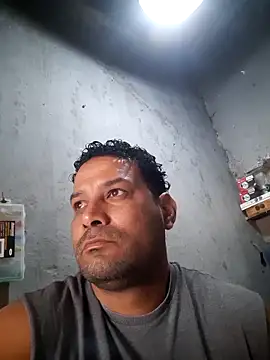 hecwil8 online show from March 12, 2026, 12:55 pm