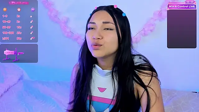 pauline golden1 online show from January 3, 2025, 7:49 am