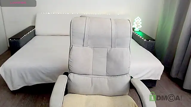 Snapshot of Kira_Winner chatting on January 16, 2025, 2:08 pm Kira Winner online show from January 16, 2025, 2:08 pm