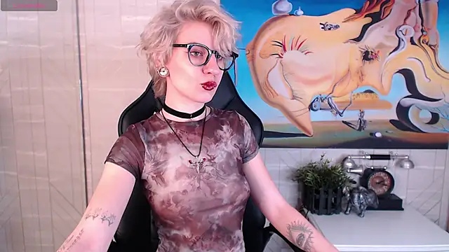  Moonlight t online show from February 19, 2025, 5:16 am