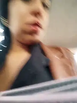 Emily Wane online show from April 14, 2026, 4:13 pm