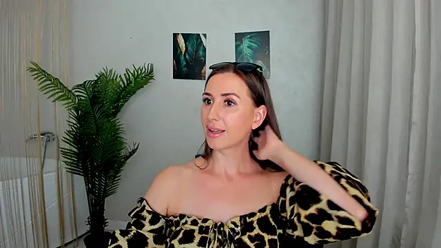 PassionGlow online show from July 9, 2026, 7:18 pm