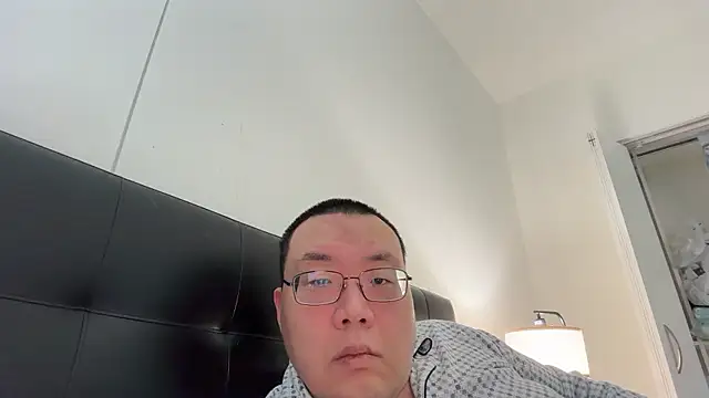 slaveasianboy online show from February 7, 2026, 8:01 pm