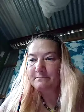 GingerKtm21 online show from March 22, 2025, 2:58 pm