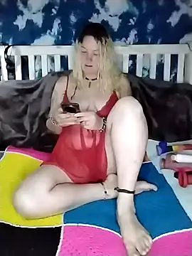 GingerKtm21 online show from September 20, 2025, 5:47 pm