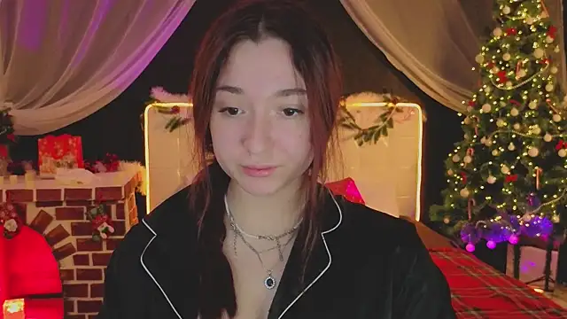 YasmineWest online show from December 1, 2025, 1:54 am