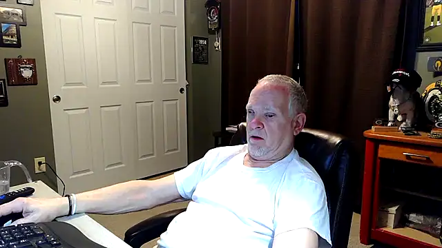 nobledad online show from February 16, 2026, 12:01 pm