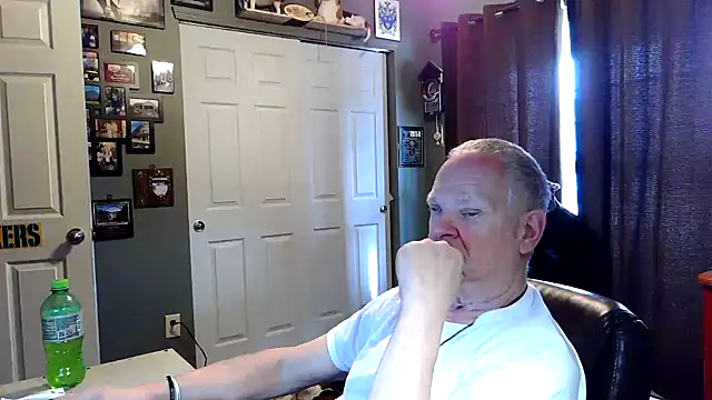 nobledad online show from February 17, 2026, 8:37 pm