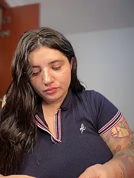 horny roomiess online show from May 29, 2026, 11:58 pm