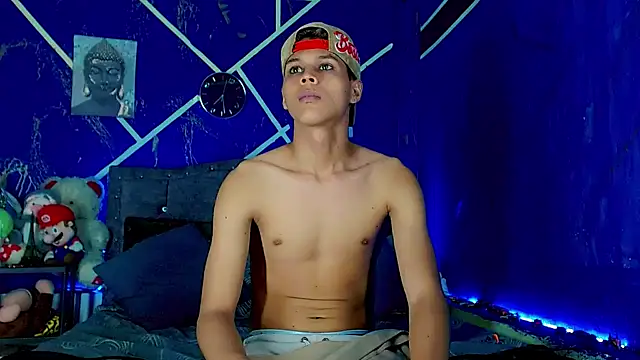 Liamscott  online show from May 29, 2026, 11:25 pm