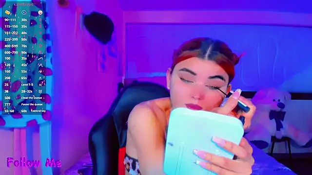 Jessica smith 1 online show from March 28, 2026, 11:32 am