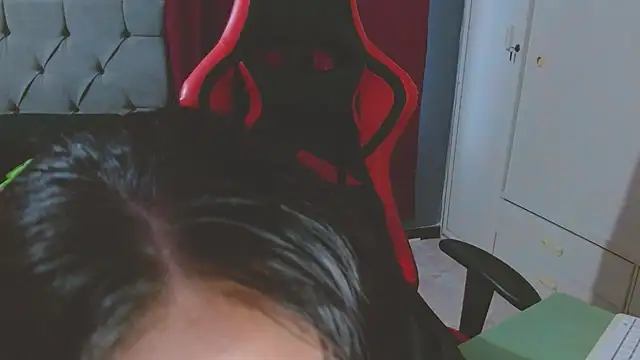 Noamartin  online show from September 15, 2025, 10:54 pm