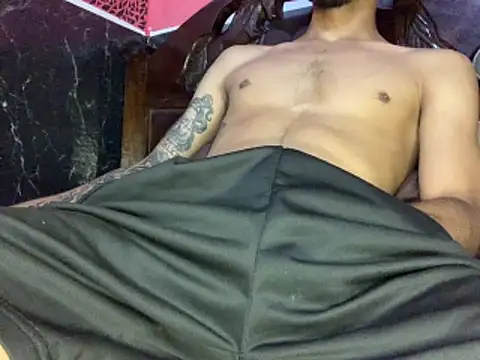 tanned boy online show from March 6, 2026, 10:34 am