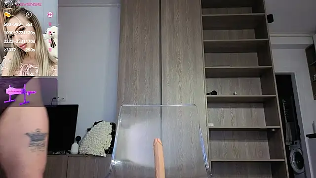 Megan Ros online show from February 20, 2026, 6:26 am