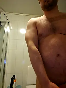 Machoviking1 online show from April 17, 2026, 7:55 am