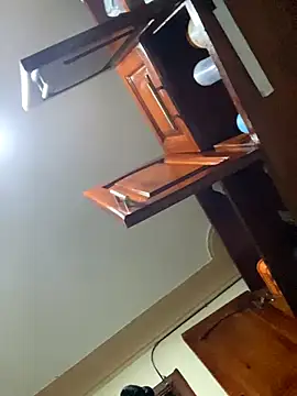 Dellah26 online show from November 2, 2025, 7:49 pm