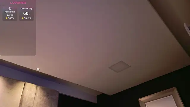 Amareto  online show from November 11, 2025, 10:37 am