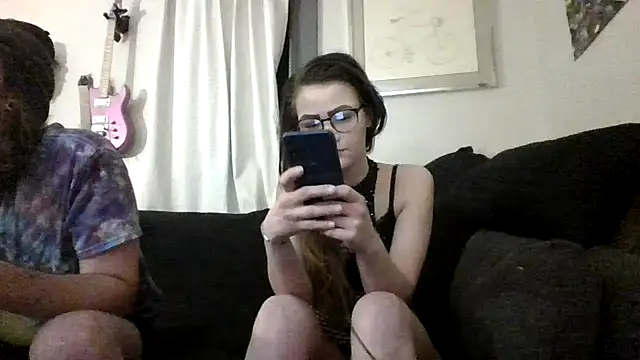 Snapshot of linsnextdoor26 chatting on November 18, 2025, 6:51 am linsnextdoor26 online show from November 18, 2025, 6:51 am