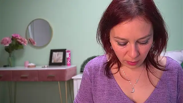 HaileyMoonn online show from October 17, 2025, 3:20 am