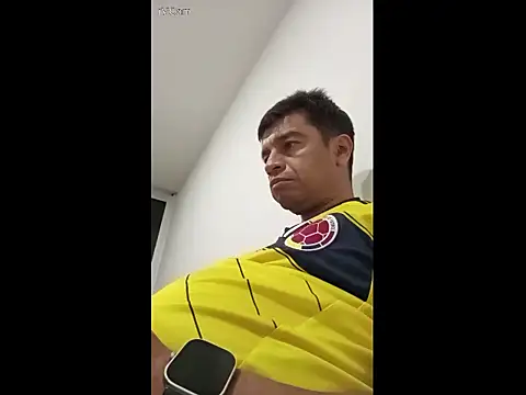 perxxxeo  online show from October 6, 2025, 12:19 am