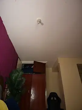 Snapshot of SSEXYBUBBLEBUTT101 chatting on February 14, 2026, 6:48 pm SSEXYBUBBLEBUTT101 online show from February 14, 2026, 6:48 pm