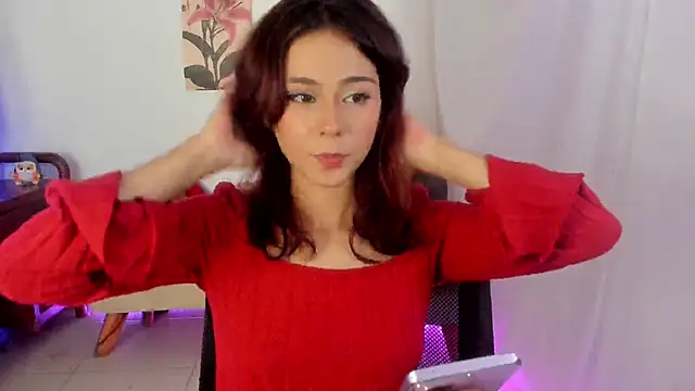 cute roxana  online show from April 11, 2026, 8:13 pm