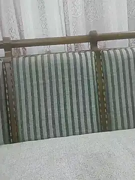 Kunchiii online show from December 4, 2025, 7:39 am