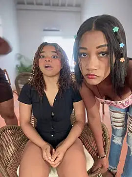 AleezaFrench online show from March 21, 2025, 3:35 pm