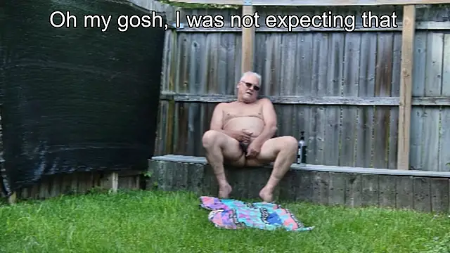 Snapshot of ButtCrackShowing-OOPS chatting on June 20, 2026, 10:12 pm ButtCrackShowing-OOPS online show from June 20, 2026, 10:12 pm
