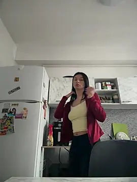 Snapshot of Simply_the_best chatting on February 28, 2026, 8:26 am Simply the best online show from February 28, 2026, 8:26 am