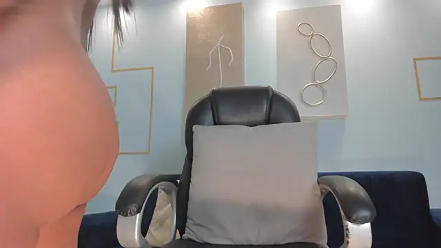 Snapshot of JessicaWilliams1 chatting on March 11, 2025, 4:40 pm JessicaWilliams1 online show from March 11, 2025, 4:40 pm