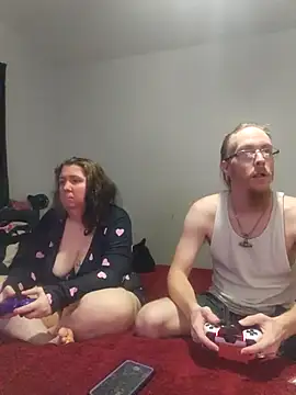 ShowNTellLovers online show from December 18, 2025, 4:51 am