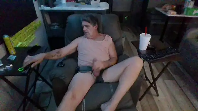 Snapshot of lateniter chatting on October 29, 2025, 2:25 am lateniter online show from October 29, 2025, 2:25 am