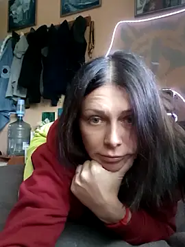 HarleyQuinn 69 online show from May 15, 2026, 9:38 am