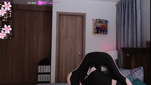 camilita08 online show from April 3, 2026, 4:21 am