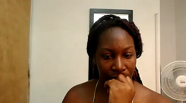 Snapshot of blackhotbody chatting on January 16, 2025, 8:11 am blackhotbody online show from January 16, 2025, 8:11 am