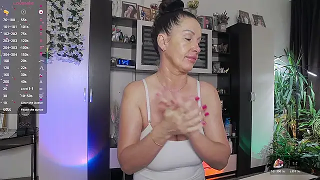 SheilaRyan online show from March 13, 2026, 4:41 am