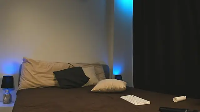 ShySara online show from February 6, 2025, 6:46 pm