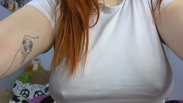 lucie nicolls online show from February 24, 2025, 3:23 am