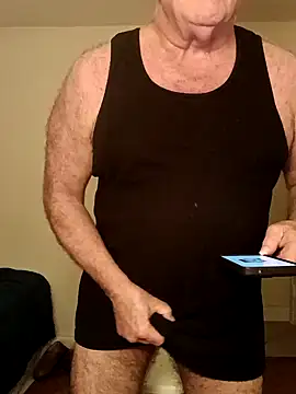 Snapshot of ShoreCock chatting on December 12, 2024, 11:18 am ShoreCock online show from December 12, 2024, 11:18 am