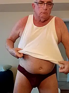 Snapshot of ShoreCock chatting on March 19, 2025, 6:44 pm ShoreCock online show from March 19, 2025, 6:44 pm