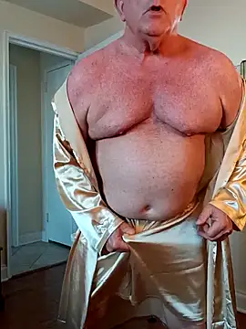 Snapshot of ShoreCock chatting on March 21, 2025, 10:28 pm ShoreCock online show from March 21, 2025, 10:28 pm