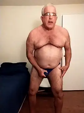 Snapshot of ShoreCock chatting on September 13, 2025, 8:58 am ShoreCock online show from September 13, 2025, 8:58 am