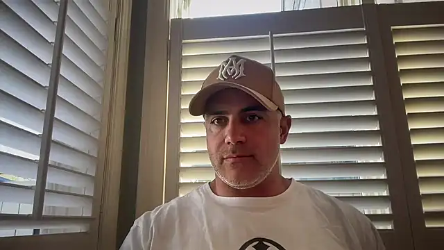 Bad daddy21 online show from October 20, 2025, 6:41 pm