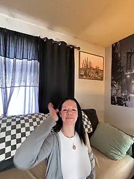 SidneyRaee online show from December 11, 2024, 5:26 pm